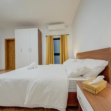 Apartment Bright & Spacious Beachside By Sf Homes *