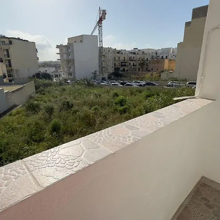 Bright & Spacious Beachside By Sf Homes Lägenhet *